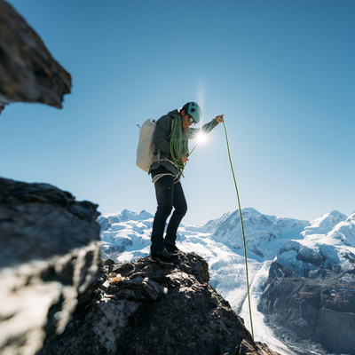 How to Choose the Right Mountaineering Boots