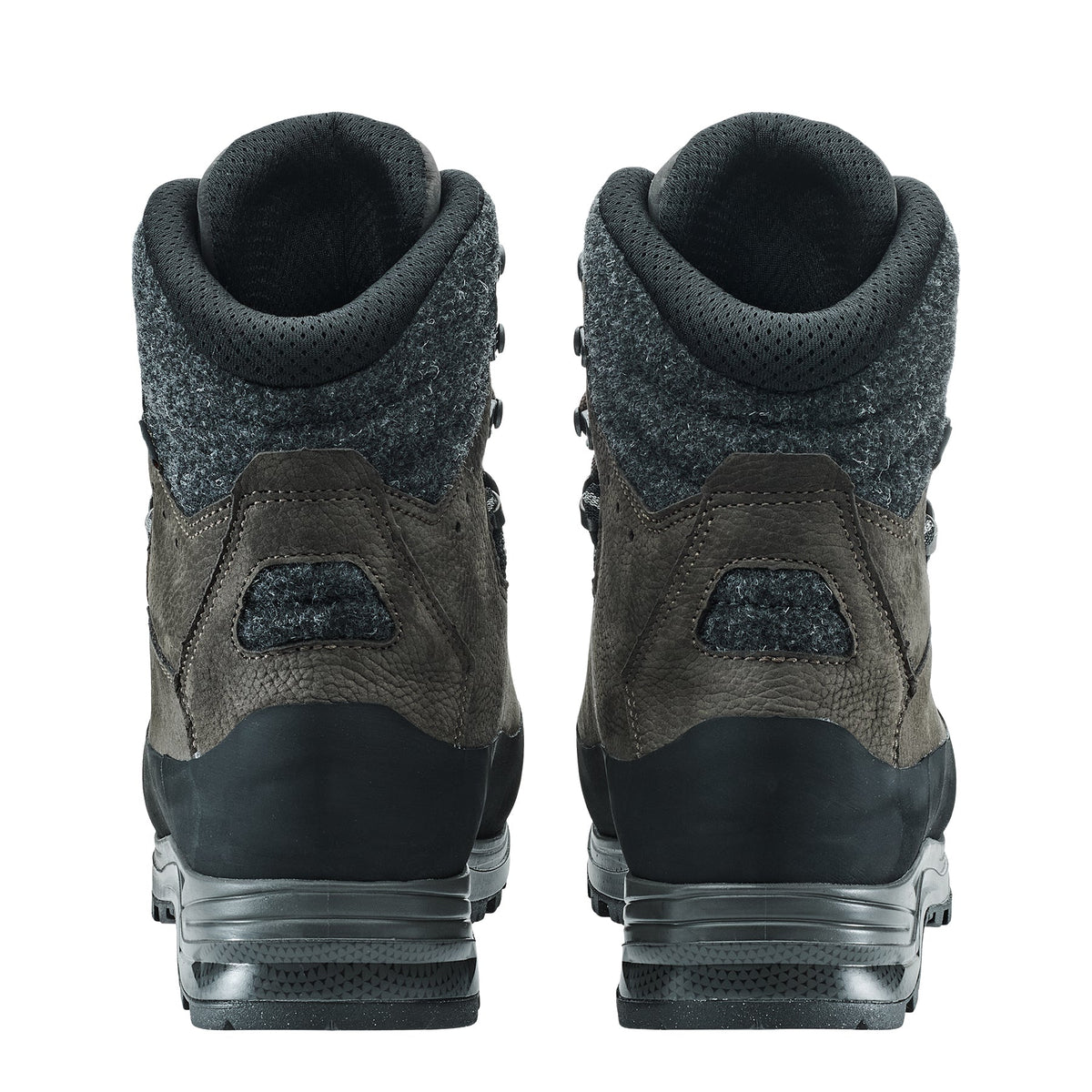 Men's LOWA TIBET EVO 400 GTX backpacking boot in SLATE with GORE-TEX waterproof protection for backpacking and mountain hunting. SKU 2117320997