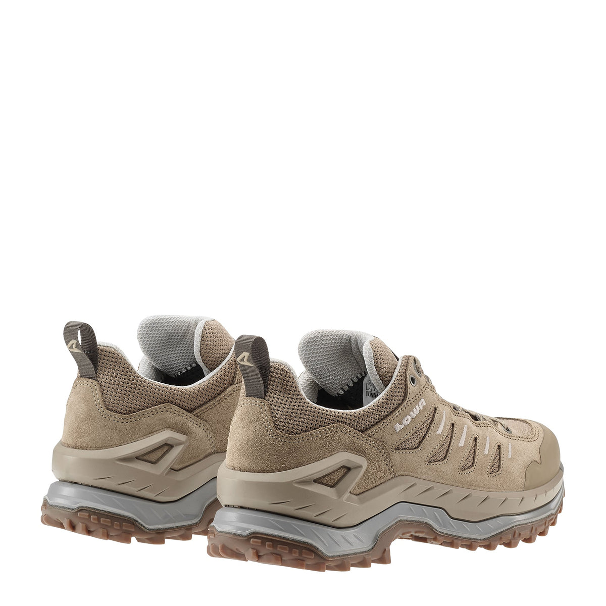 Men's LOWA INNOVO LO hiking shoe in DUNE for hiking. SKU 3115600435, 3115600438