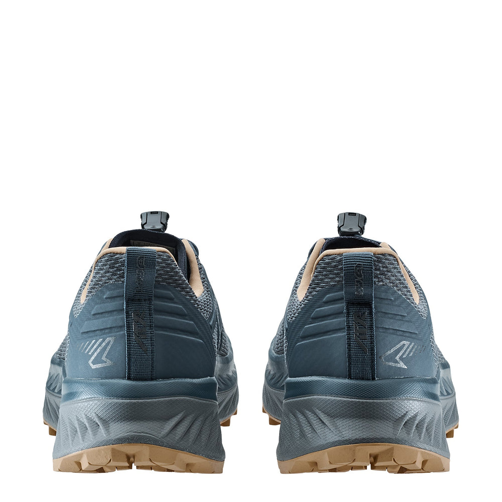 Men's LOWA FORTUX GTX tactical boot in NAVY/DUNE with GORE-TEX waterproof protection for tactical and duty use and trail running. SKU 3118146983
