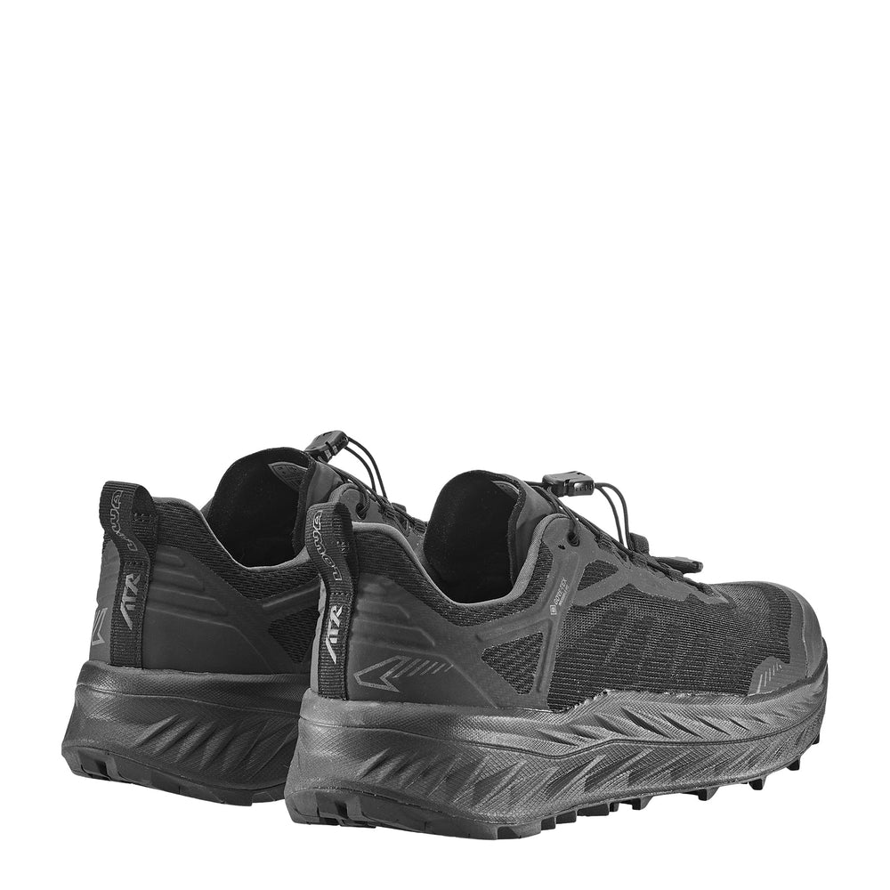 Men's LOWA FORTUX GTX tactical boot in BLACK/BLACK with GORE-TEX waterproof protection for tactical and duty use and trail running. SKU 3118149999