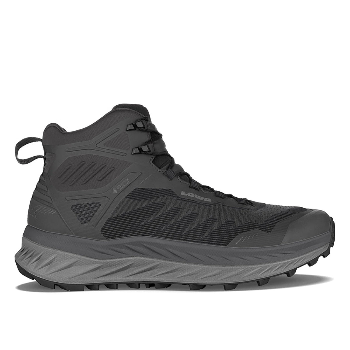Men's LOWA FORTUX GTX QC trail running shoe in BLACK with GORE-TEX waterproof protection for trail running and tactical and duty use. SKU 3118200999