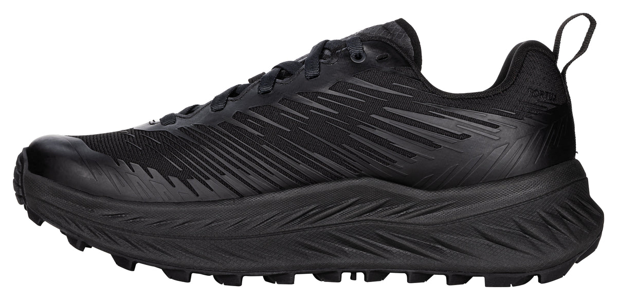 Women's LOWA FORTUX WS trail running shoe in BLACK/BLACK for trail running and tactical and duty use. SKU 3206939999
