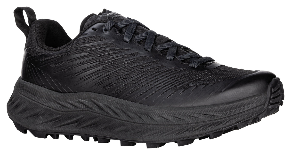 Women's LOWA FORTUX WS trail running shoe in BLACK/BLACK for trail running and tactical and duty use. SKU 3206939999